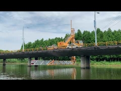 리프팅 플랫폼이 있는 교량 점검 차량